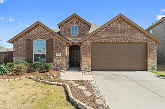 Building Photo - 1401 Macaw Ct