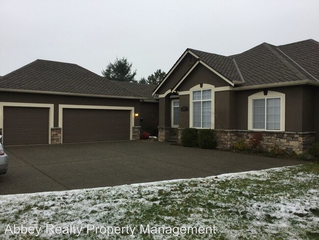 Building Photo - 6042 Troon Ln SE