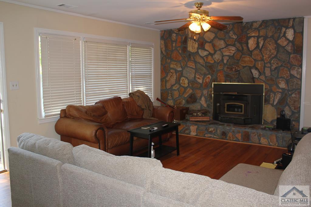 Primary Photo - 523 Woodland Hills Dr