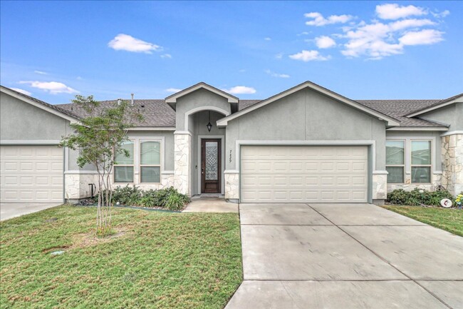 Building Photo - 7429 Castille Court - 3/bedroom 2/bathroom...