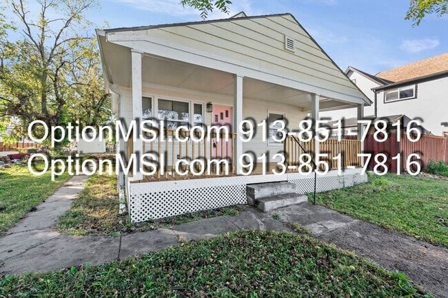 Building Photo - Newly Remodeled 3-Bedroom Home in Kansas C...