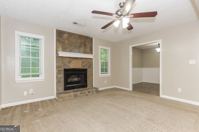 Building Photo - 265 Arbor Way