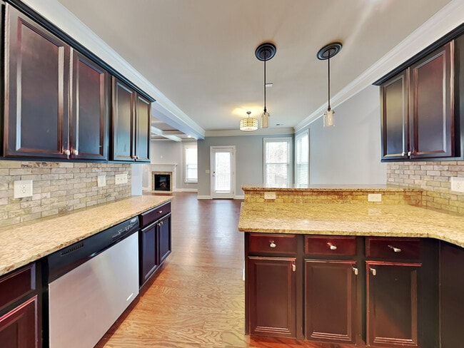 Foto del edificio - 2735 Gold Creek Ln