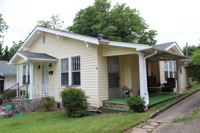 Front of house & side porch - 60 Pulliam St
