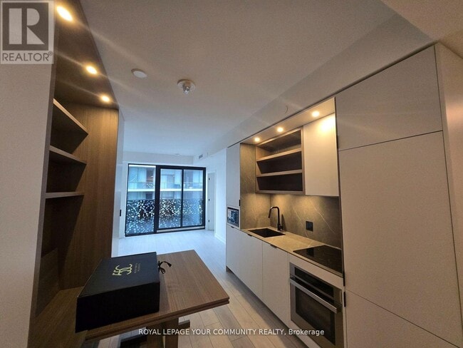 Photo du bâtiment - 55 Charles St E