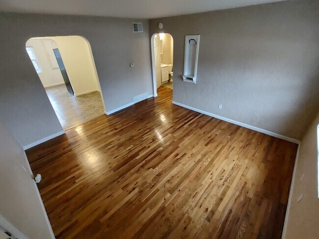 Sala de estar - 1114 Madison St