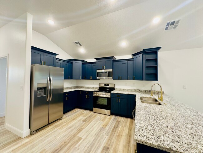 Foto del edificio - 704 N Liberty St