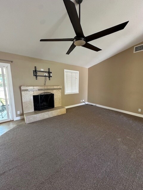 Foto del edificio - 23657 Cutter Dr