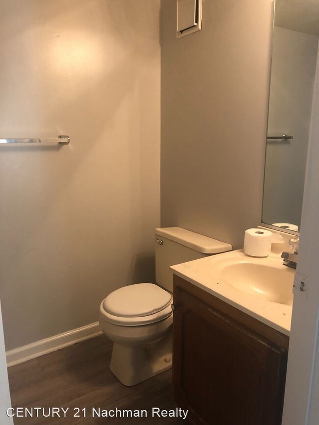 Foto del edificio - 2 br, 2 bath House - 3 Academy Lane