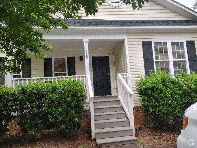 Building Photo - 6001 Mullens Dr