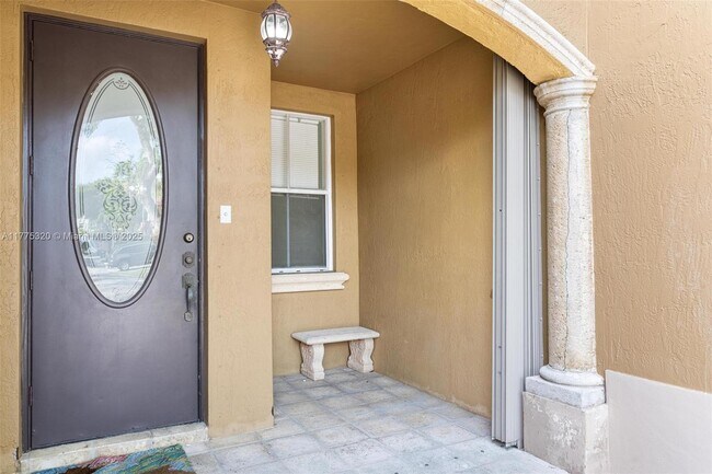 Foto del edificio - 10863 SW 88th Terrace