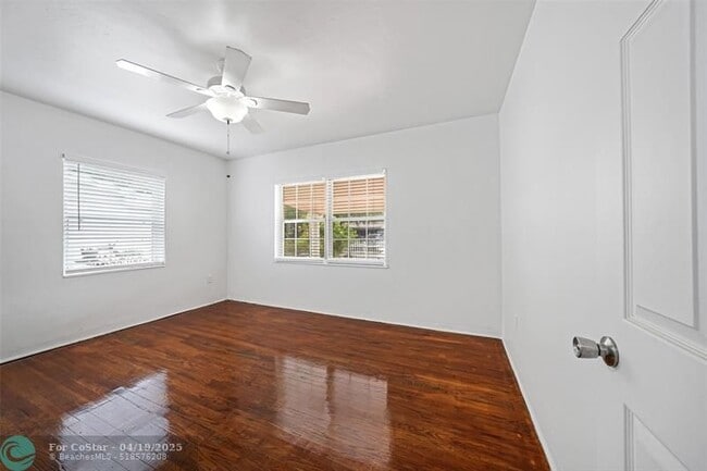 Building Photo - 1075 NW 133rd St
