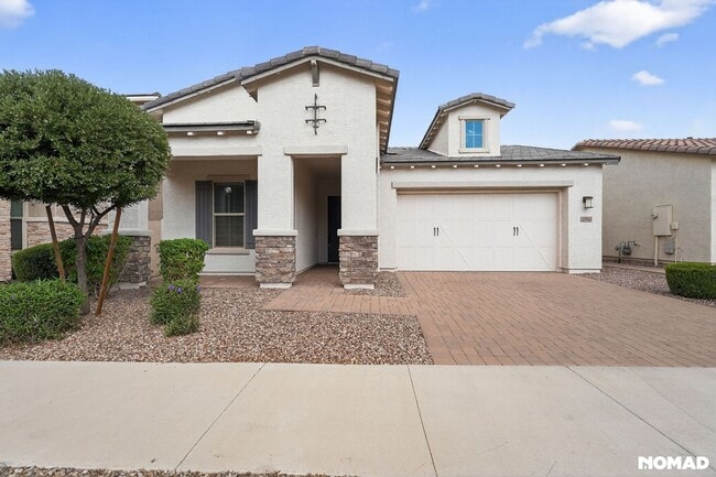 Building Photo - 20840 E Reins Rd