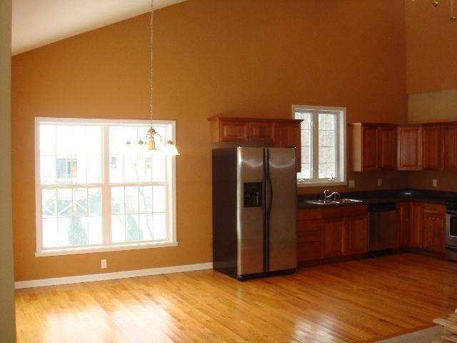 Building Photo - 737 Grooms Rd