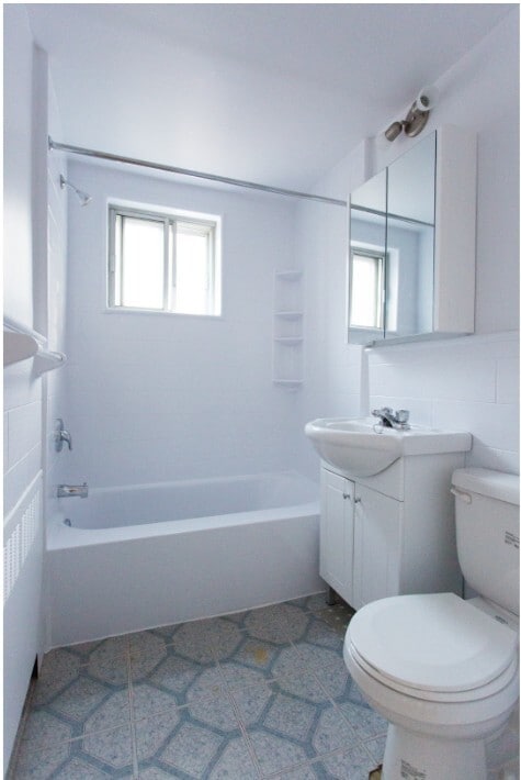 Building Photo - 6001-6101-6151 Cote Saint-Luc Road