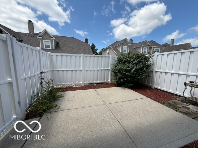 Building Photo - 15538 Smithfield Dr
