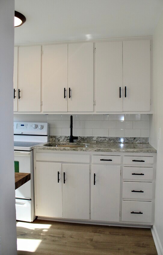 Foto principal - 1123 3rd Ave SE