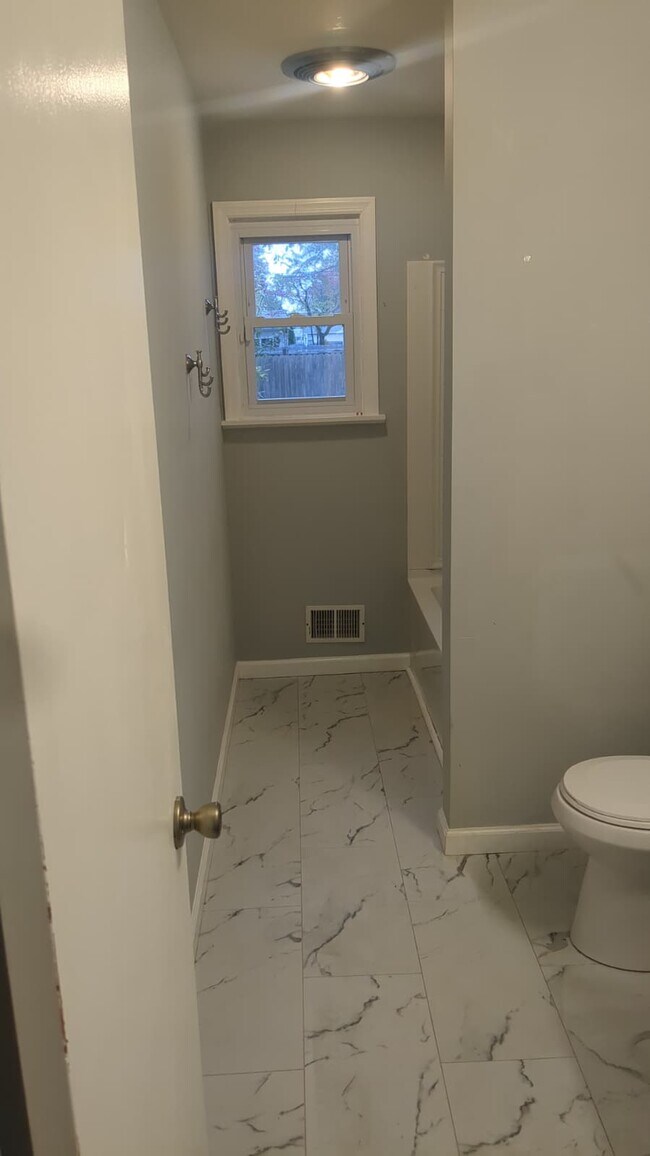 Foto del edificio - 1441 Broadway Blvd