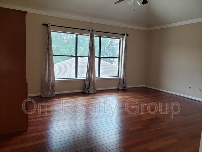 Foto del edificio - 12719 Reedwood Ridge Rd