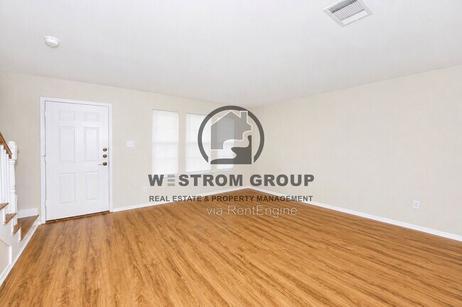 Foto del edificio - 7120 Planters Row Dr
