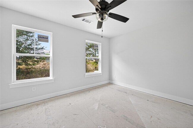 Building Photo - 1453 S Yampa Bnd