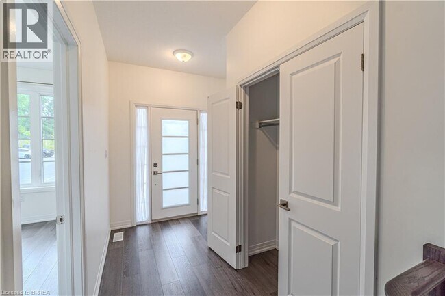 Photo du bâtiment - 550 Grey St