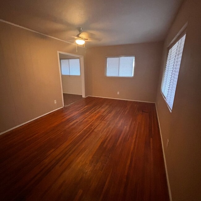 Building Photo - Bright 2 Bed / 1 Bath Home in Tempe – Avai...