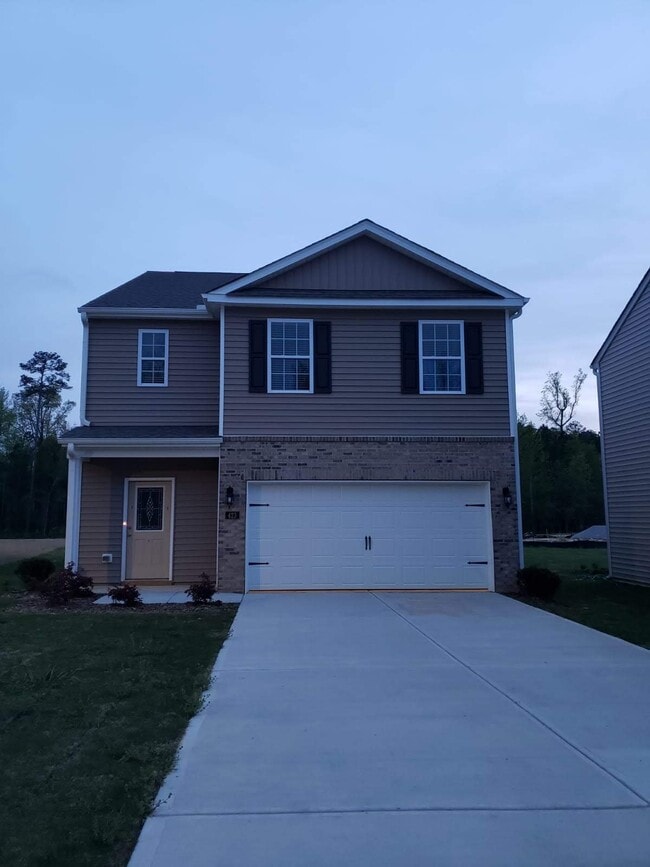 Building Photo - 423 Golden Villas Dr