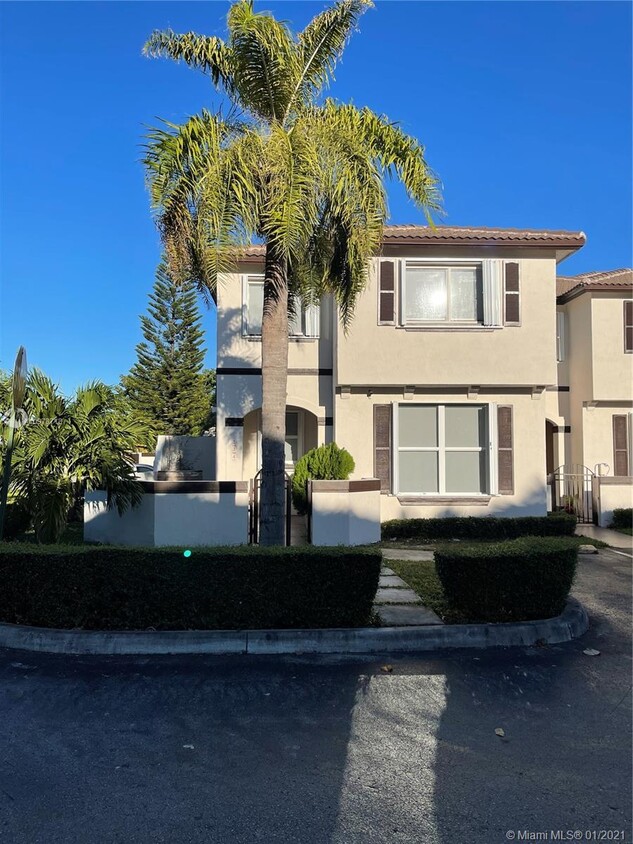 Primary Photo - 8585 SW 152nd Ave