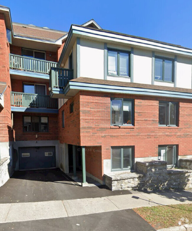 Building Photo - 25 Goulburn Av