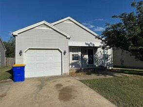 Building Photo - 352 Paddle Wheel St