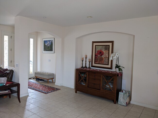 Foto del edificio - 2219 Coral Ave