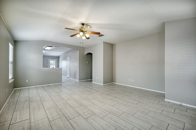 Foto del edificio - Great 3B/2B home in Austin Colony!