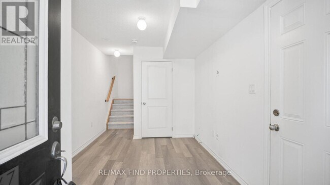 Building Photo - 2567 Ladyfern Crossing