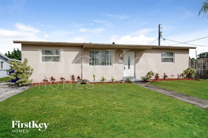 Primary Photo - 2921 N 74th Way