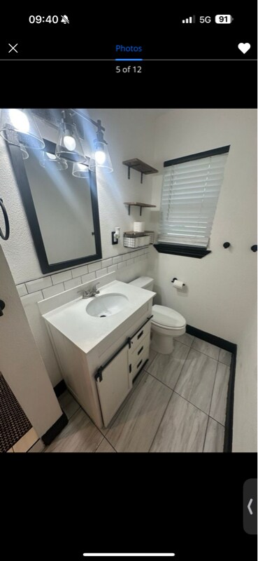 Foto del edificio - 7701 Janetta Dr