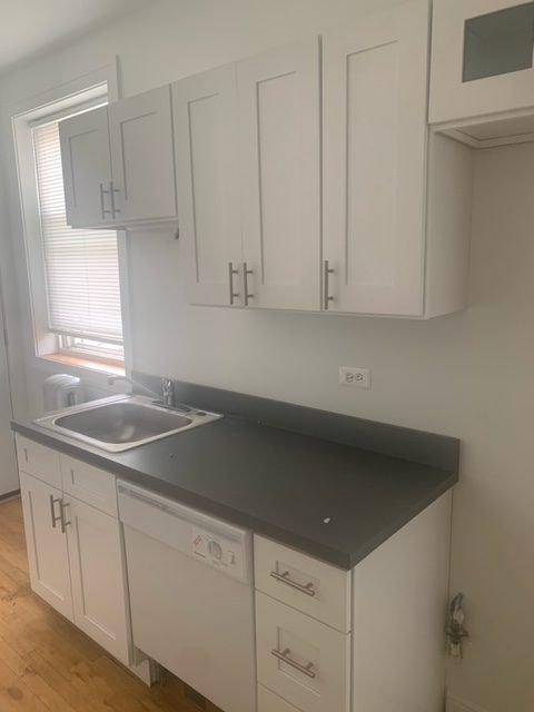 Building Photo - 2 bedroom in Chicago IL 60640