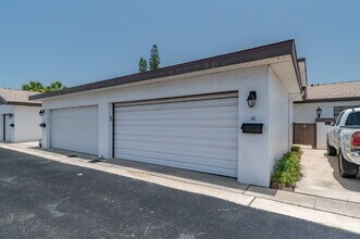 Building Photo - 255 Paradise Blvd