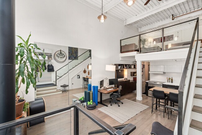 Photo du bâtiment - 272 E 4th Ave