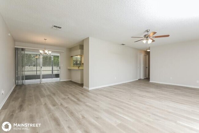 Foto del edificio - 2089 E GLORIA DR, DELTONA, FL 32725