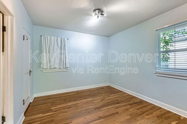 Foto del edificio - 2727 N Raleigh St
