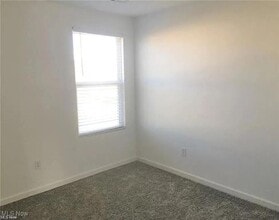 Building Photo - 63 Woodhull Cir