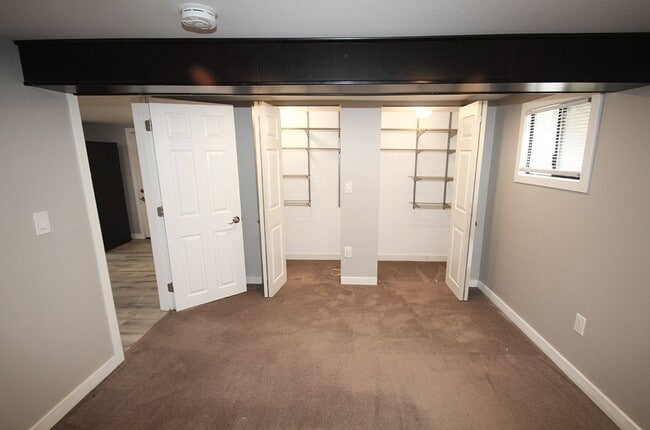 Building Photo - 7326 Triplex