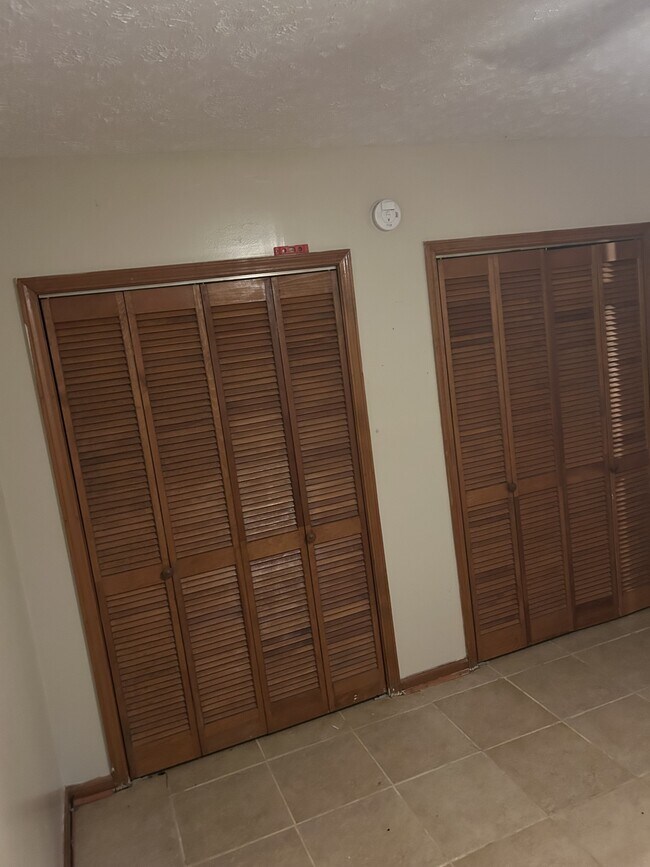 Foto del edificio - 1973 Wood Valley Rd