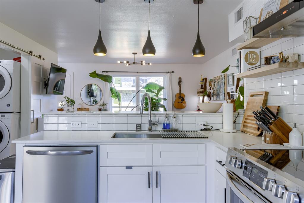 Foto principal - 8603 Putnam Dr
