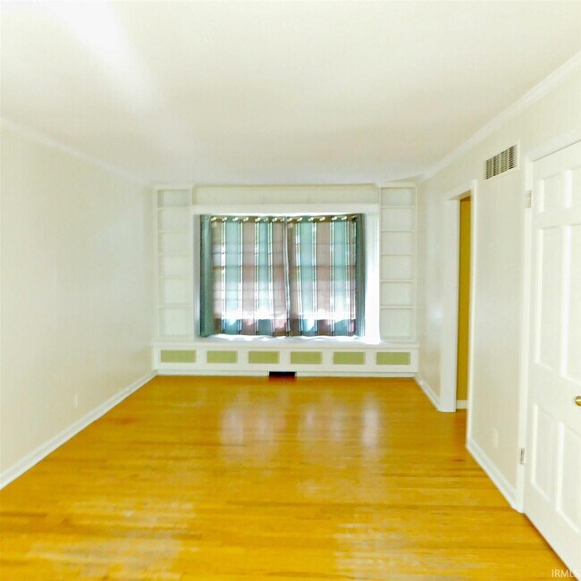 Foto del edificio - 6017 Hamilton Dr