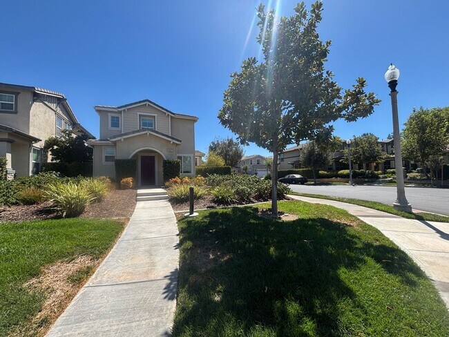 Building Photo - 24077 Whitewater Dr