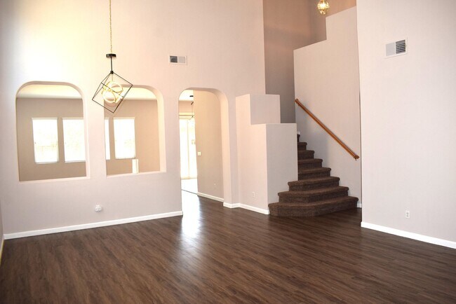 Foto del edificio - Resident Benefit Package Property