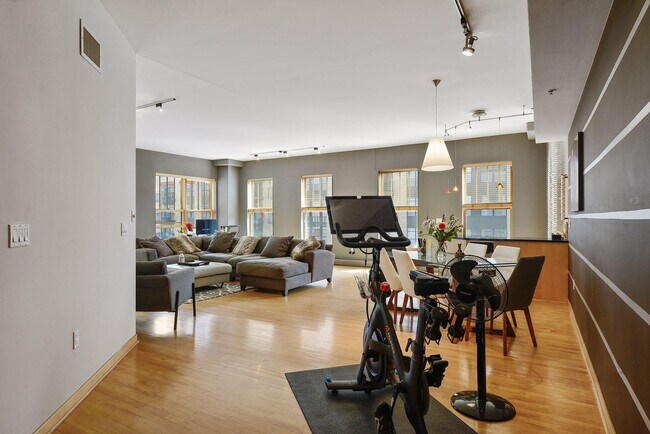 Foto del edificio - 408 N 1st Street 401