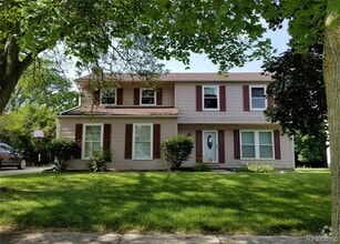 Building Photo - 1887 Fleetwood Dr